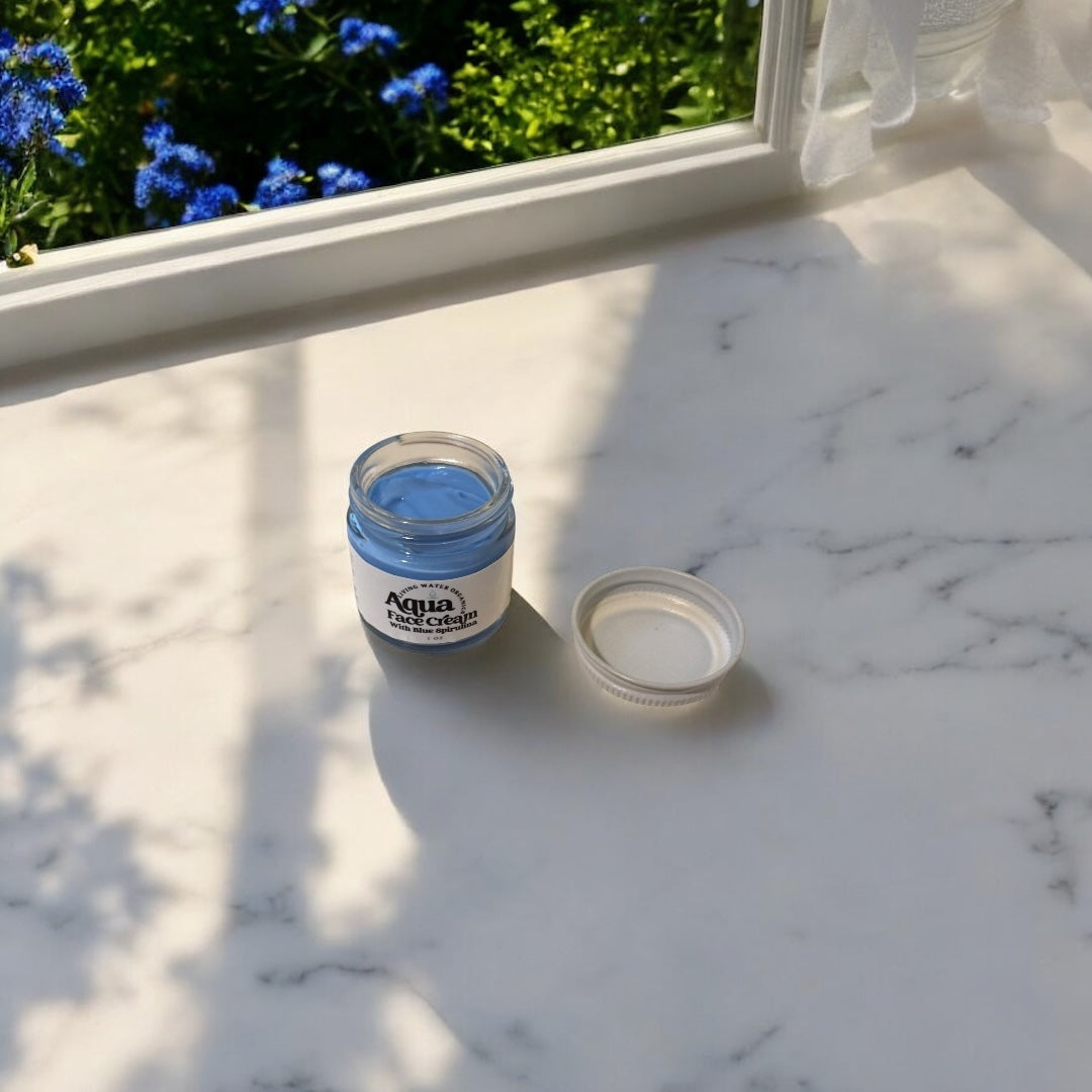 Aqua Face Cream for Young and Mature Skin, Clear Skin