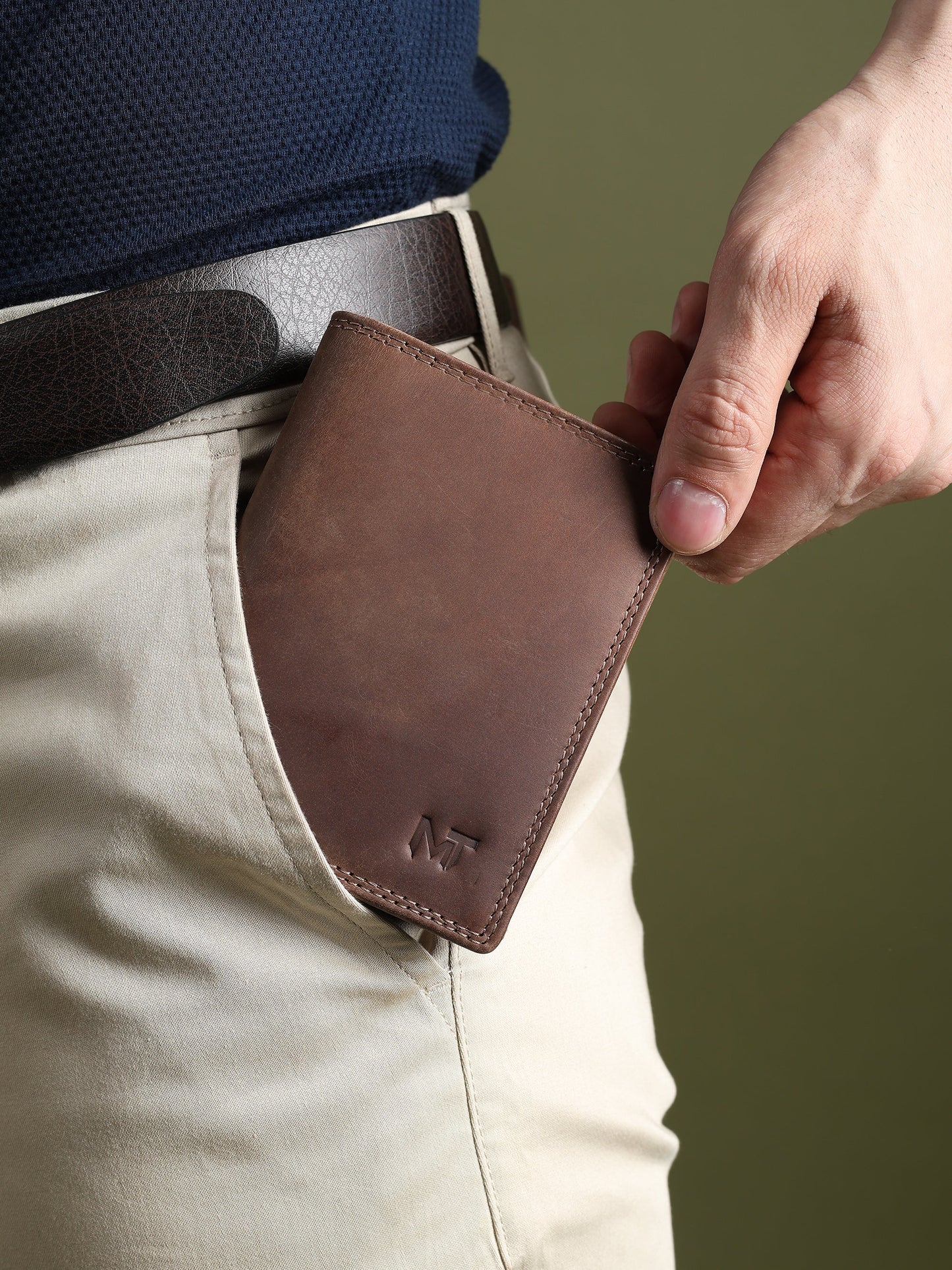 Brown vertical leather men's wallet with logo on front