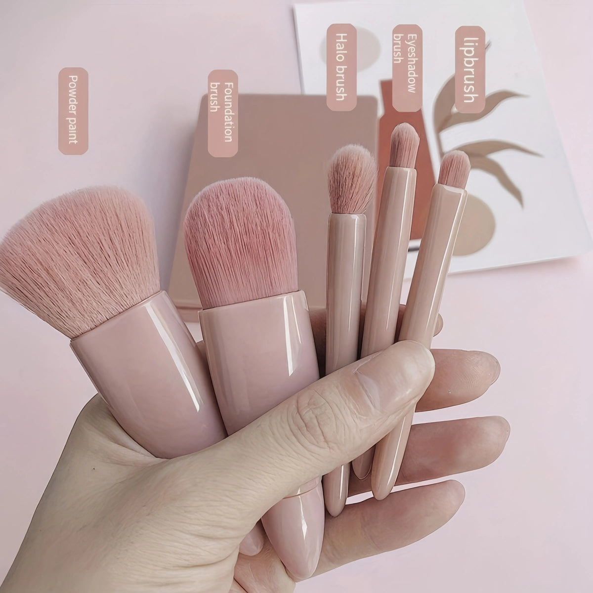 5-Piece Pink Makeup Brush Kit | Complete Set of Professional & Soft Synthetic Hair Brushes | Easy Storage & Carrying