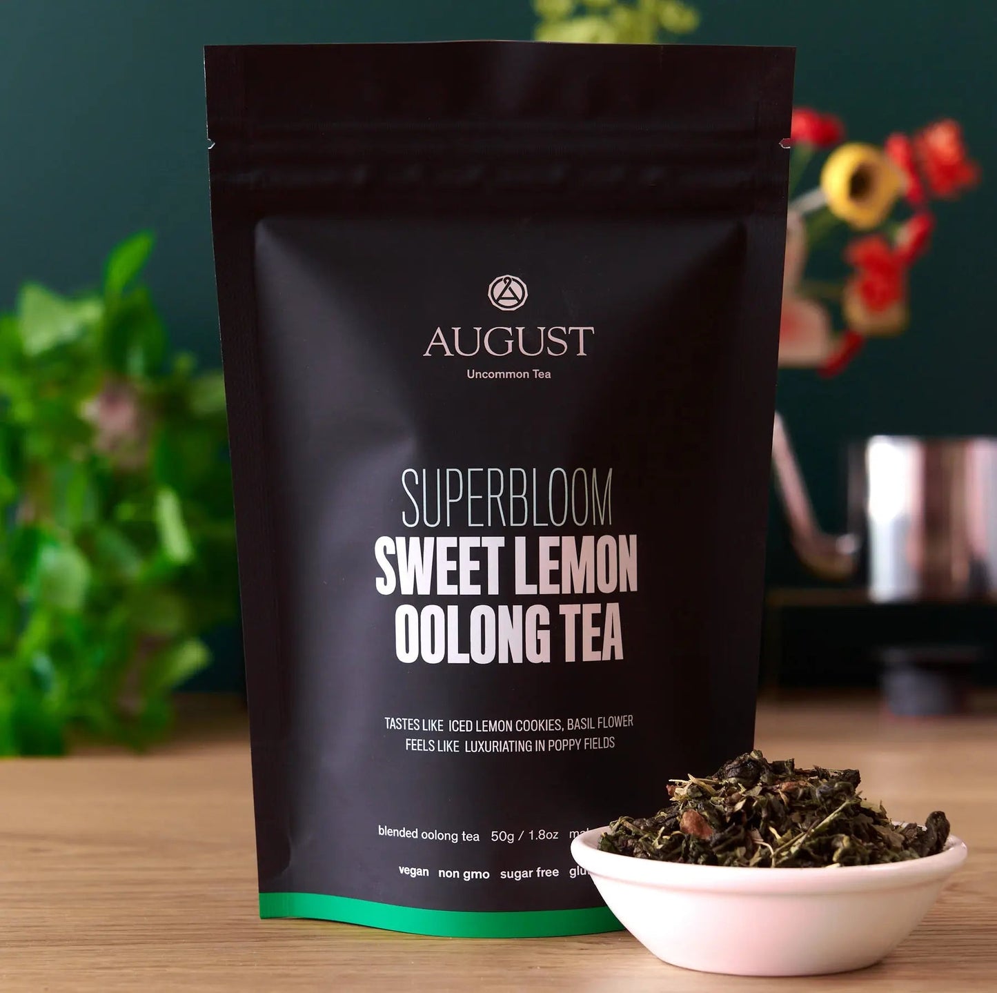 Sweet Lemon Oolong Green Tea pouch with lemon-flavored green oolong tea, front view.