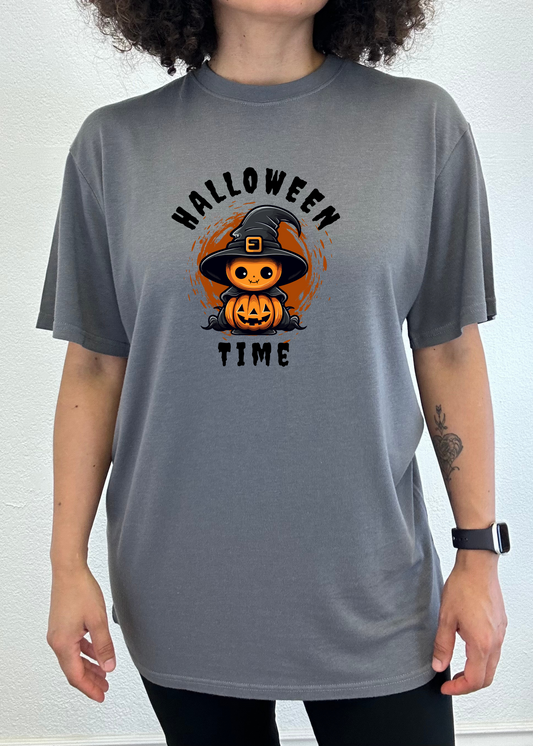 Unisex Halloween graphic T-shirt, crew neck; gray short sleeve with witch-pumpkin front print