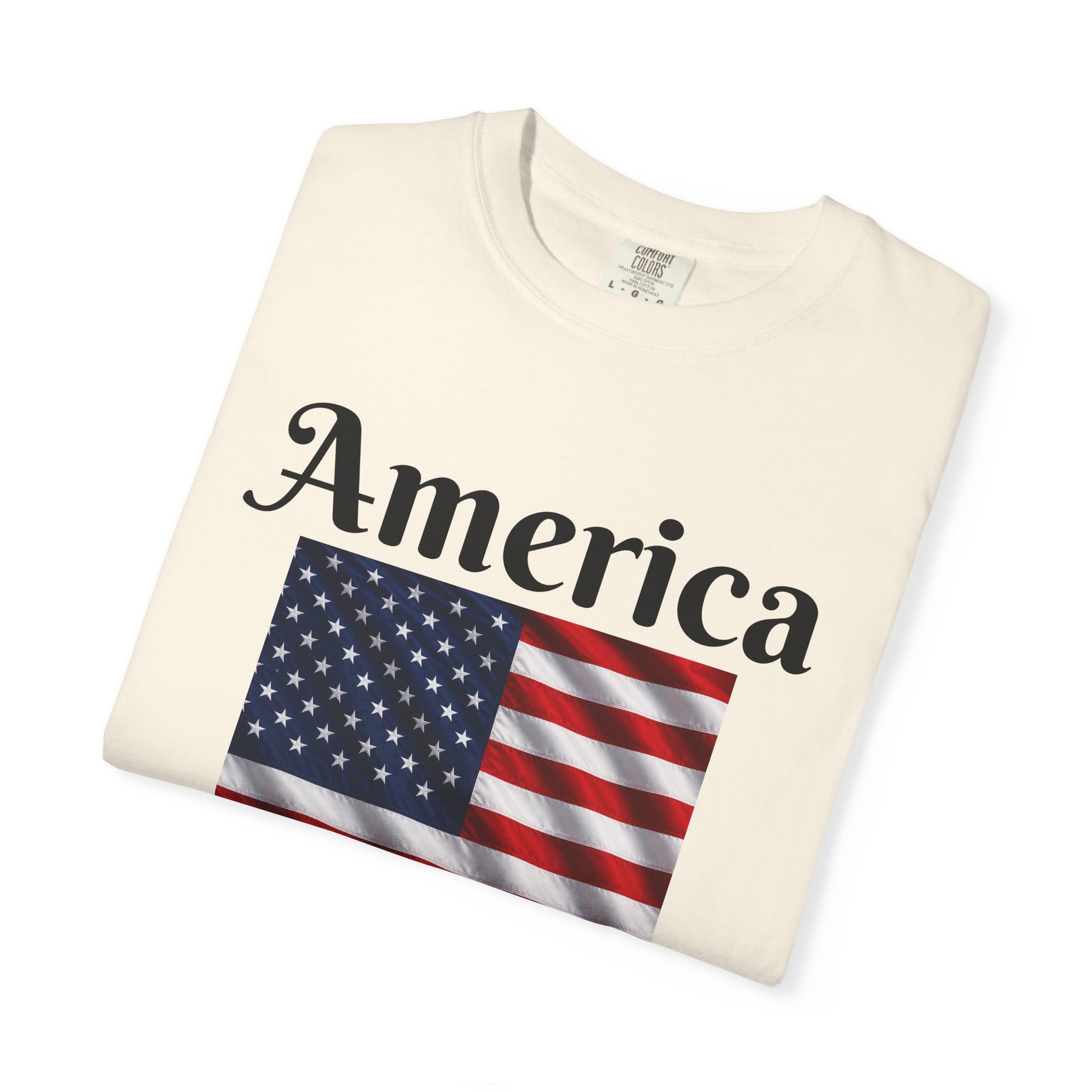 Ivory crewneck T-shirt with "America" script and American flag front print