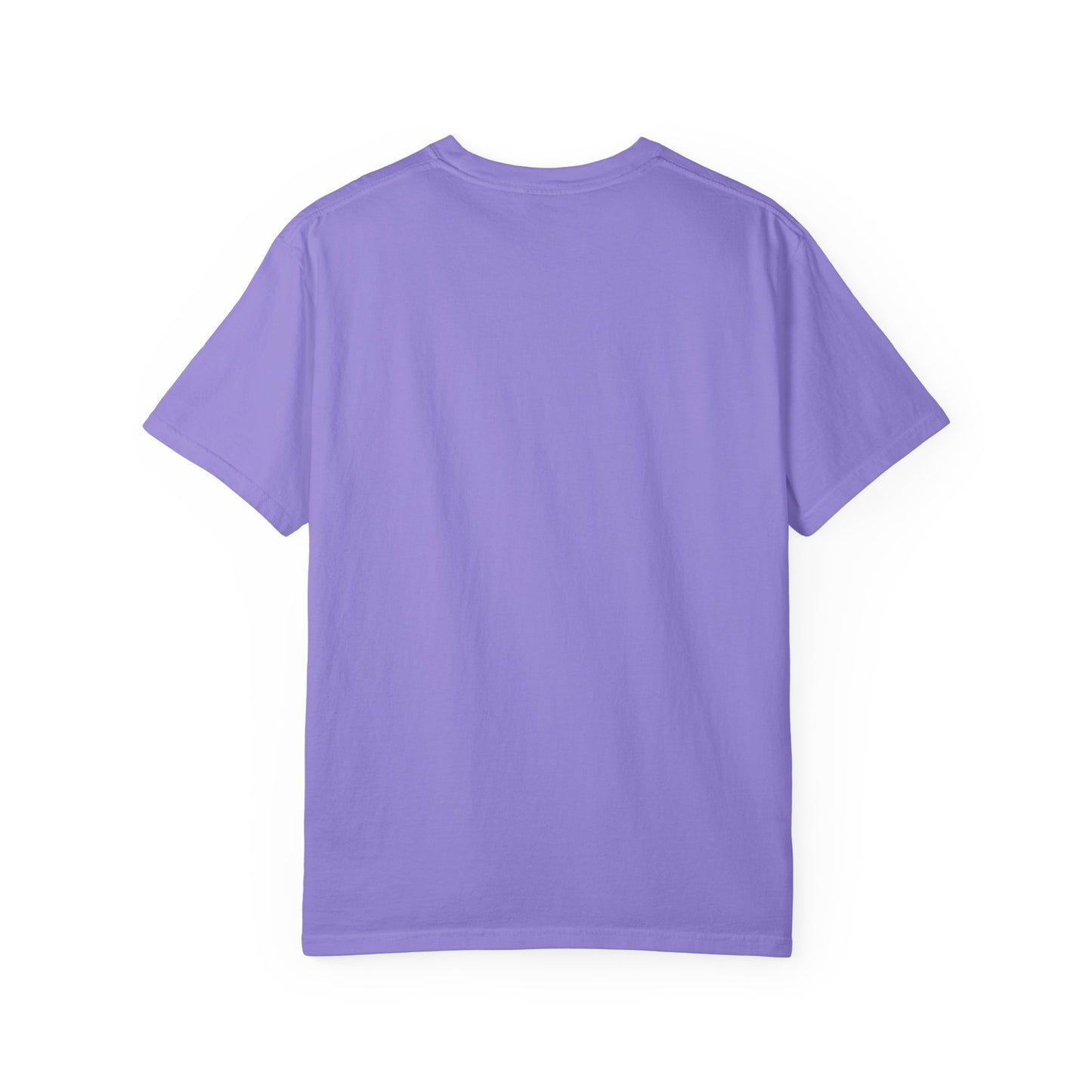 Unisex garment-dyed T-shirt in violet purple with short sleeves
