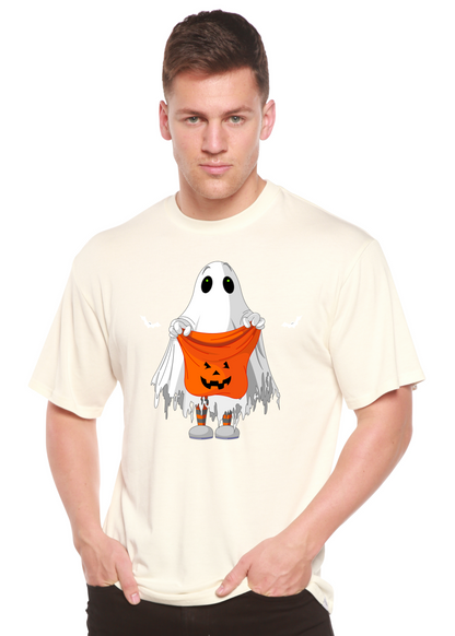 Men's off-white short-sleeve graphic t-shirt with ghost holding orange jack-o'-lantern bucket