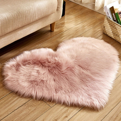 1pc Heart Shaped Area Rug, Plush Faux-Fur Carpet For Living Room & Bedroom, Home Decor Valentine's Day Decor 19.6in*23.6in/50cm*60cm - Renee Lane Company