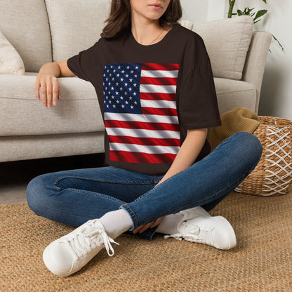 Dark graphic T-shirt with American flag print on the front, crew neck, short sleeves