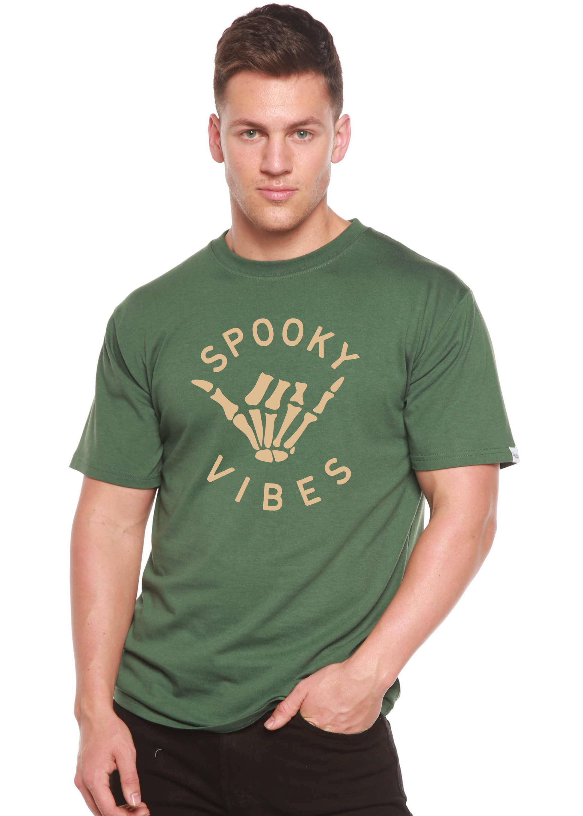 Men's graphic T-shirt in deep green with “SPOOKY VIBES” skeleton-hand design