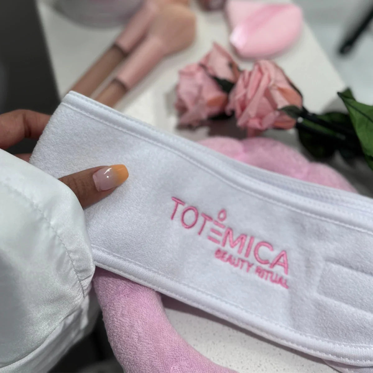 Adjustable Spa Headbands - Renee Lane Company