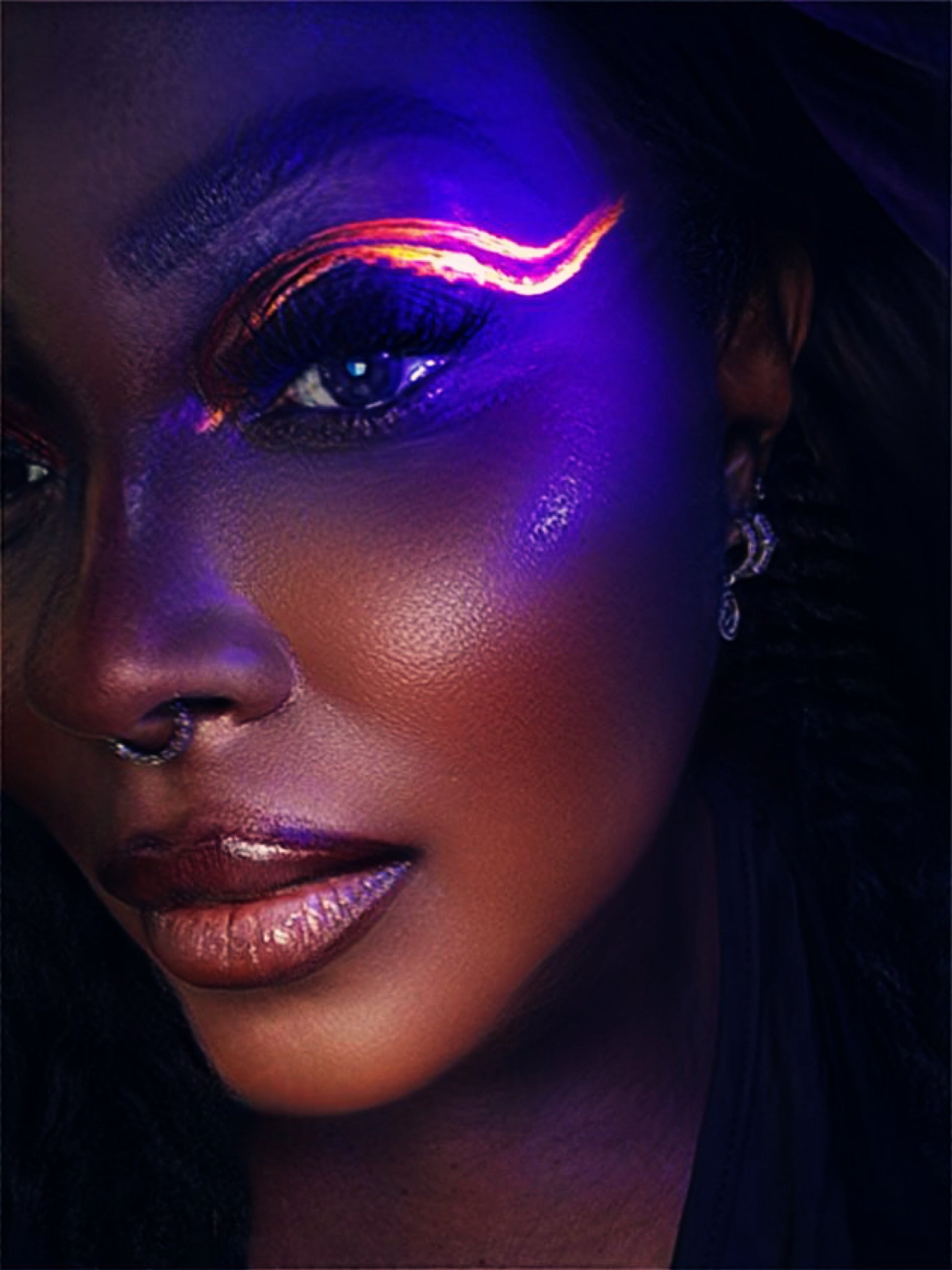 Ashunta Sheriff Beauty UV Glow Vegan Liner Pen - Renee Lane Company