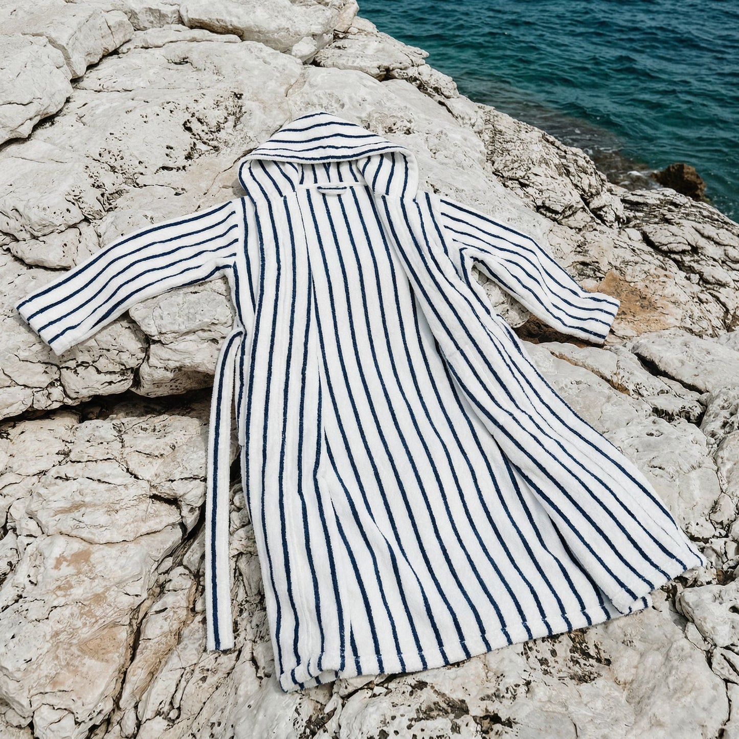 Striped cotton bathrobe with hood and long sleeves, belt tie; white with blue stripes
