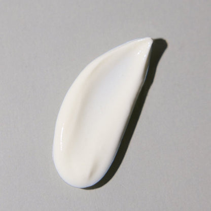 Lightweight mineral SPF 30 sunscreen cream, pale white