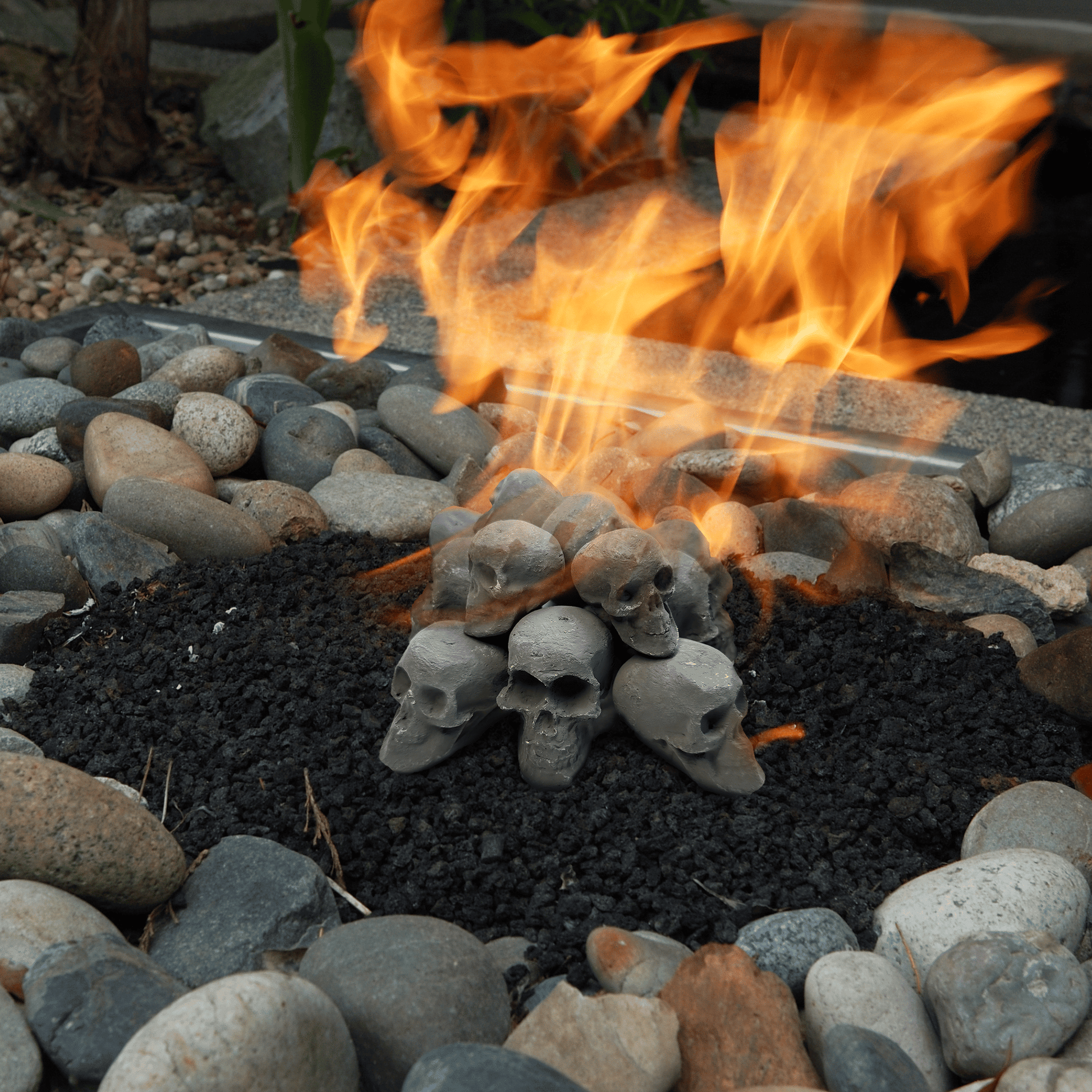 Ceramic Skulls for Fire Pit, Outdoor Fire Tables, 7pcs Reusable Spooky Imitated Human Skull Gas Log for Party, Bonfire,Campfires,Fireplaces, 3.1 inch - Renee Lane Company