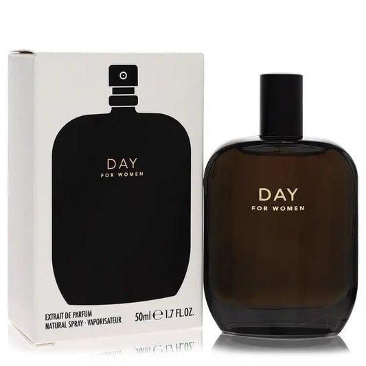 Women's Day extrait de parfum perfume bottle, black cap, shown with 50 ml box
