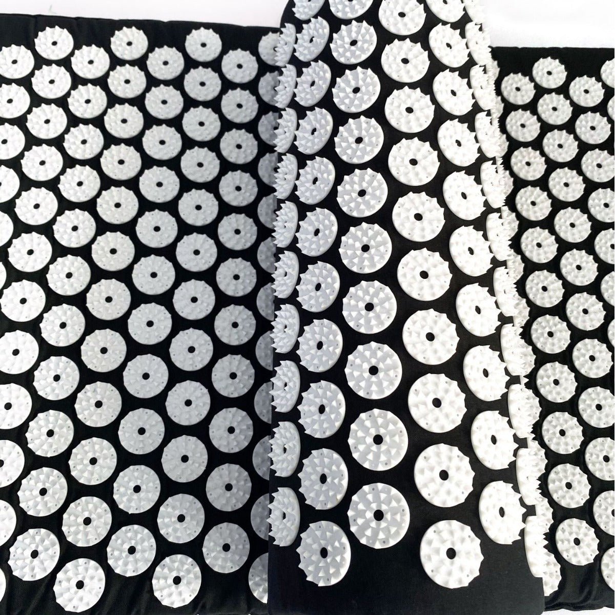 Drip Sweat LotusWave Acupressure & Relaxation Mat - Renee Lane Company