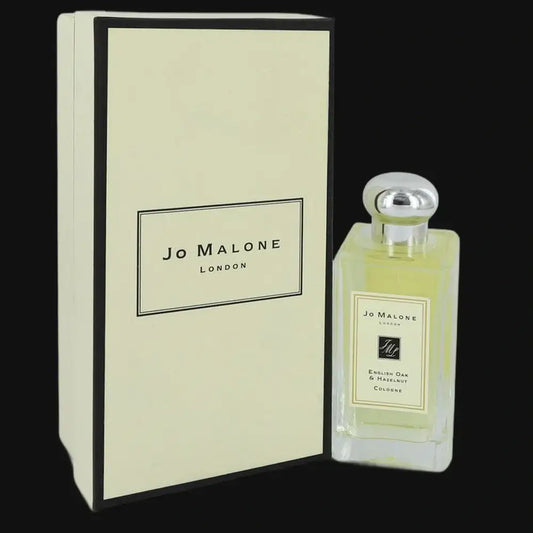 English Oak & Hazelnut eau de cologne set: glass bottle with clear cap and cream box.