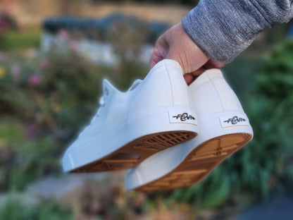 Fear0 NJ Unisex Retro Minimal All White Skateboard Sneaker Canvas Shoes - Renee Lane Company
