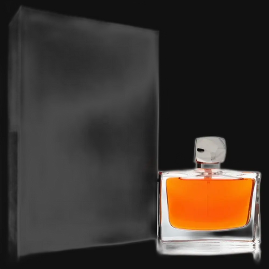 Gardez Moi women's perfume bottle with amber-orange liquid and silver cap