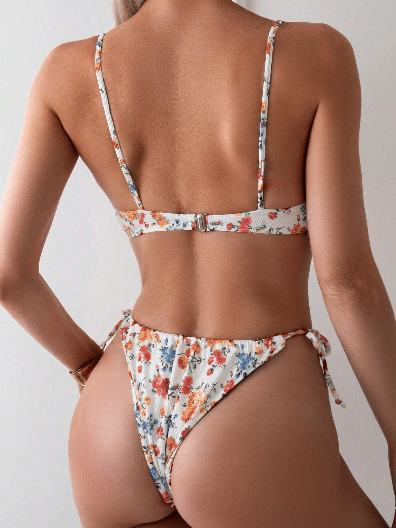 Ladies' fresh floral style quick drying bikini swimsuit for beach leisure - Renee Lane Company