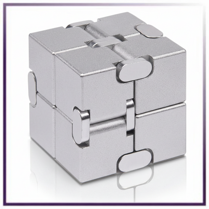 Metal Infinitive Cube - Renee Lane Company