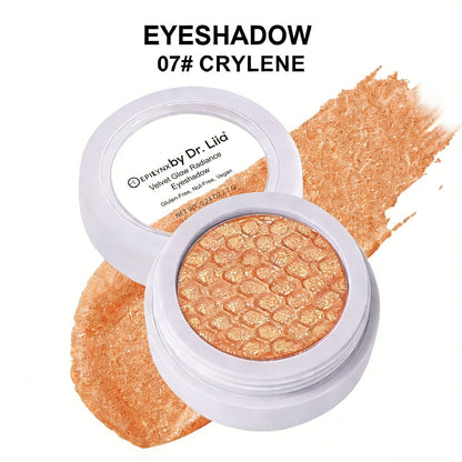 Shimmery orange eyeshadow in a pan, shade 07 Crylene