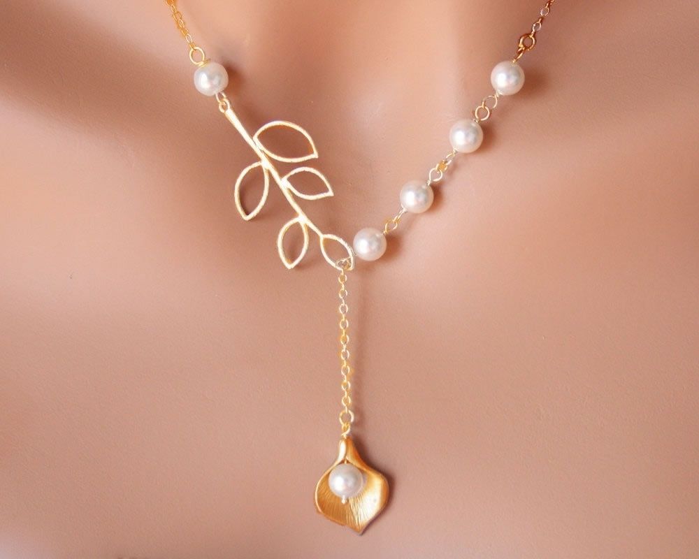Pearly Lily Lariat Necklace in Sterling Silver and Real Pearl - Renee Lane Company