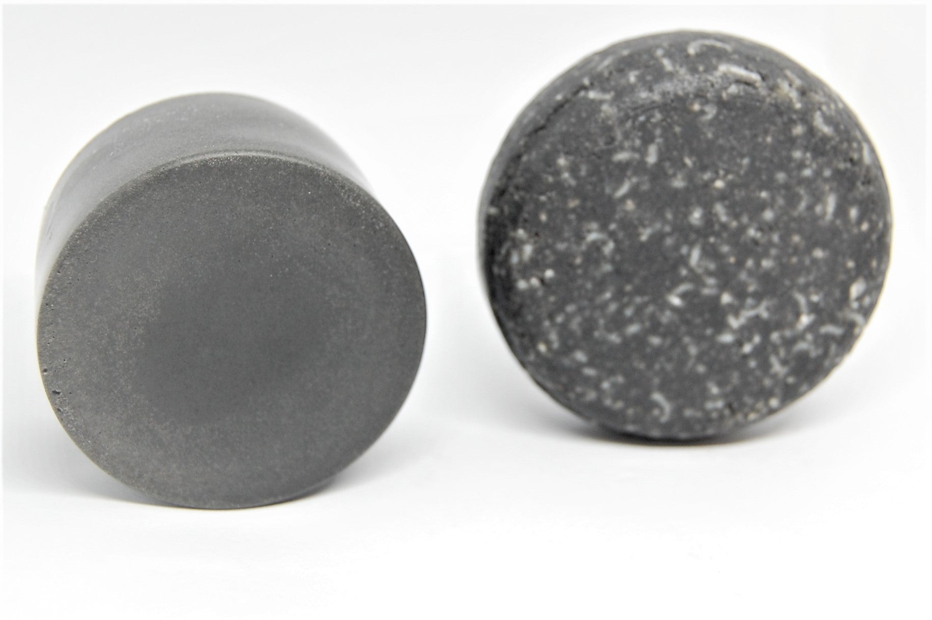 Purifying charcoal & black clay shampoo Bar - Oily hair - Renee Lane Company