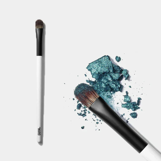 Highlight makeup brush with tapered soft bristles, black neck, white handle