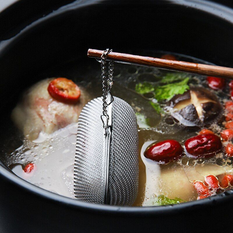 Stainless Steel Cooking Spices Infuser Fine Mesh Loose Tea Herbal Strainer Extended Chain Kitchen Seasoning Balls Outdoor Home Kitchen Accessories - Renee Lane Company