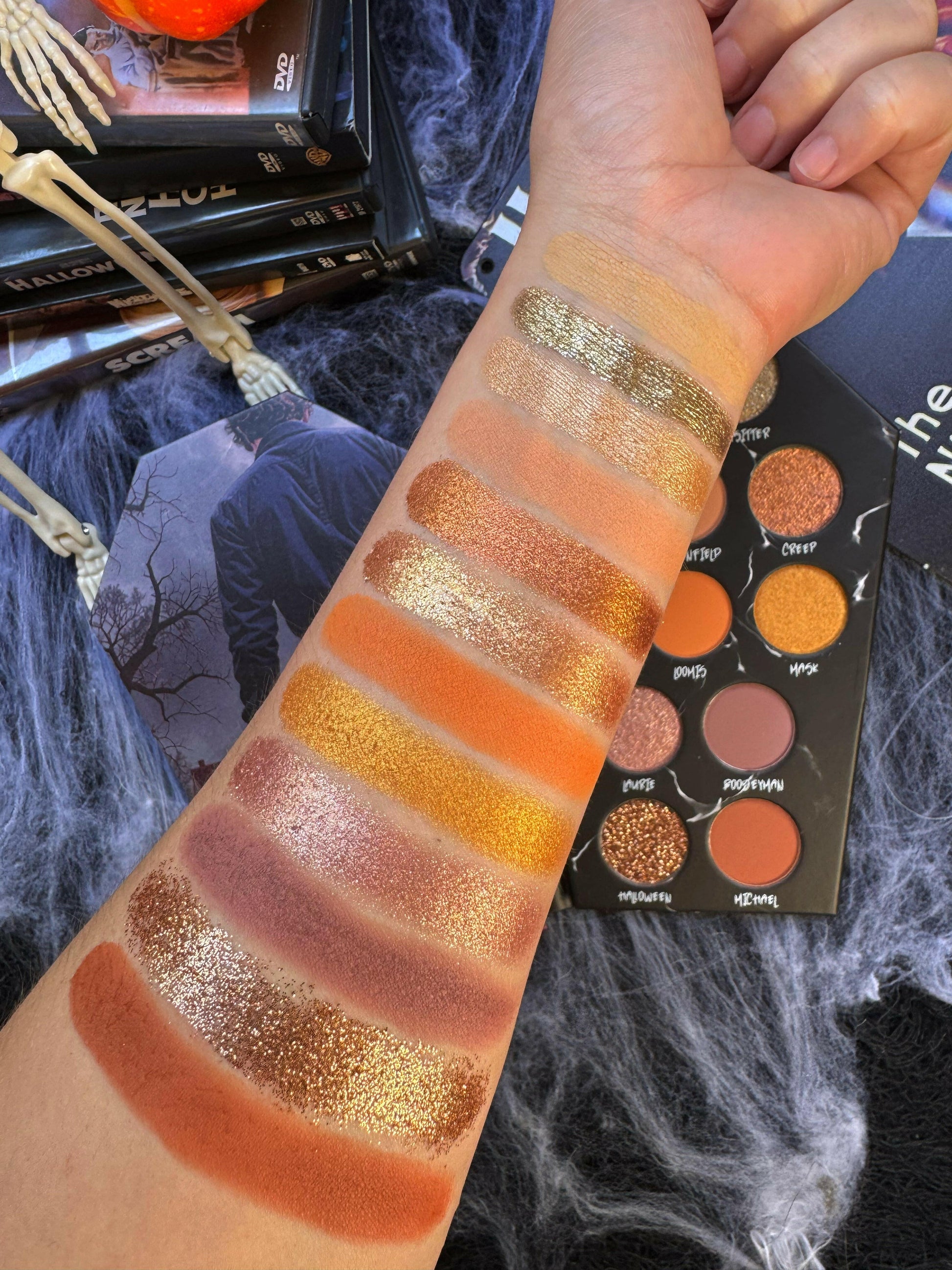 Stalker Eyeshadow Palette - Renee Lane Company