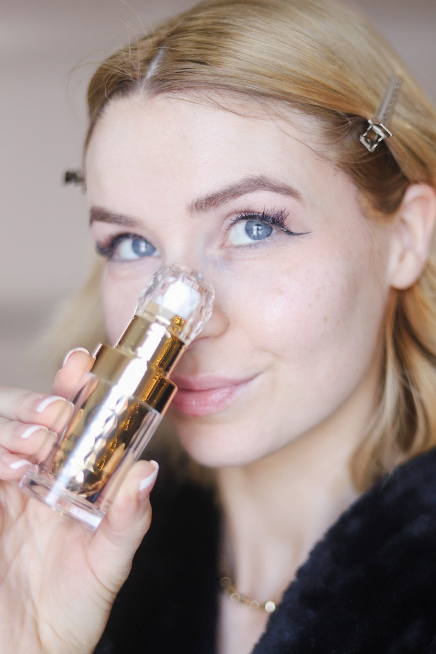 Sunrise Hyaluronic Acid Serum for Sensitive Skin – Nourishing, Firming & Radiant Glow Hydration - Renee Lane Company