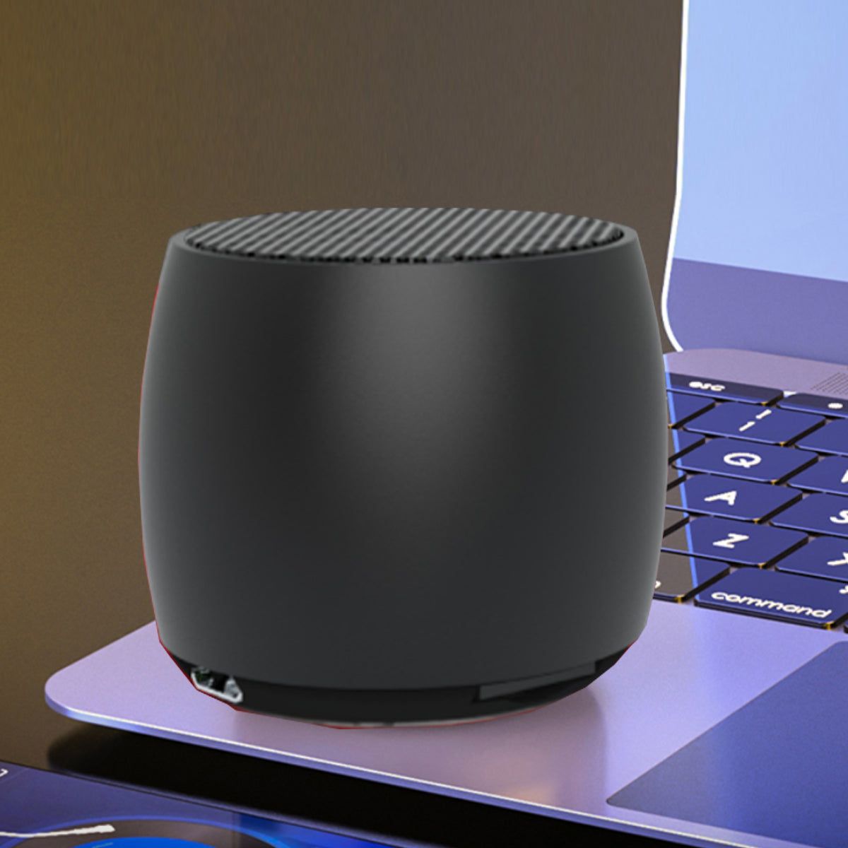 Volto Big Sound Mini Speaker + FM Radio And MP3 Player - Renee Lane Company