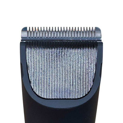 BodyGroom Pro shaving blade head close-up, multi-tooth metal blades