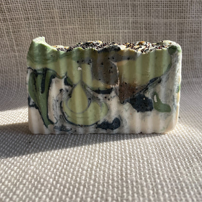 Soap - Tonka Bean, Oud (Exfoliating)