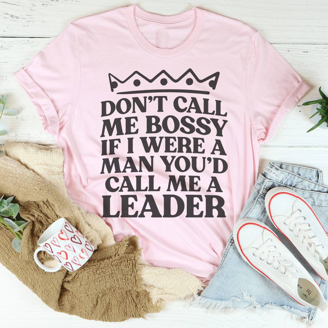 Light pink graphic T-shirt with bossy leader slogan