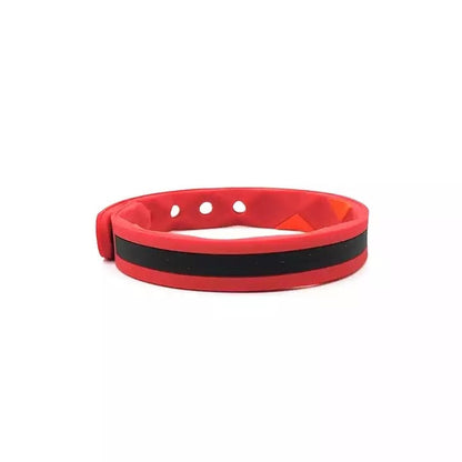 Anti-static bracelet in red silicone with black inner band and adjustable holes