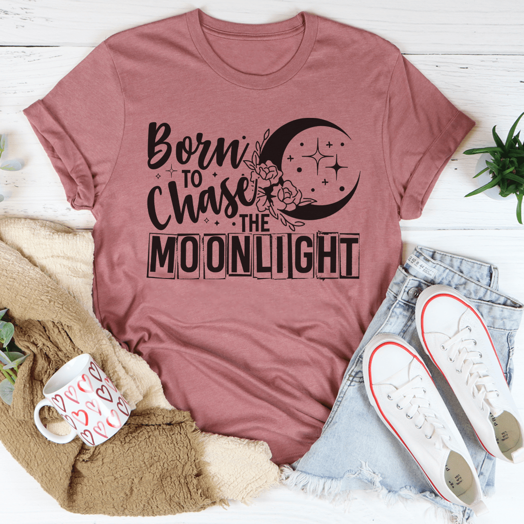Mauve short-sleeve T-shirt with moon and floral artwork on chest