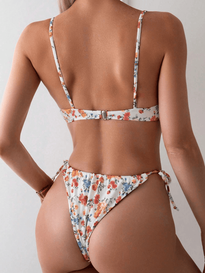Ladies' fresh floral style quick drying bikini swimsuit for beach leisure
