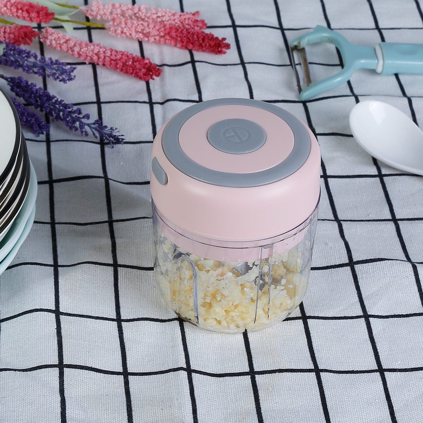 Mini Electric Garlic Chopper Ginger Chopper with 8.45OZ Capacity Cordless Garlic Mincer Food Chopper