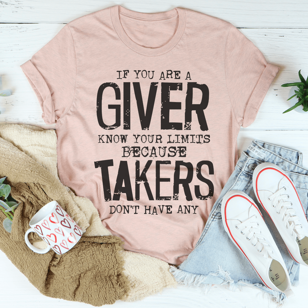 Mauve T-shirt with 'GIVER' slogan front graphic and crew neck