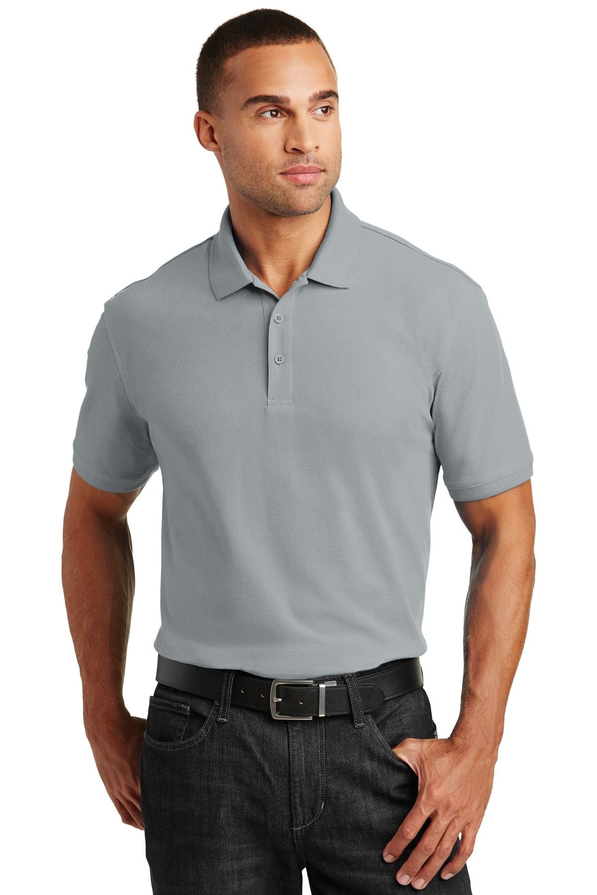 Men's pique polo in light gray-blue with short sleeves and button placket