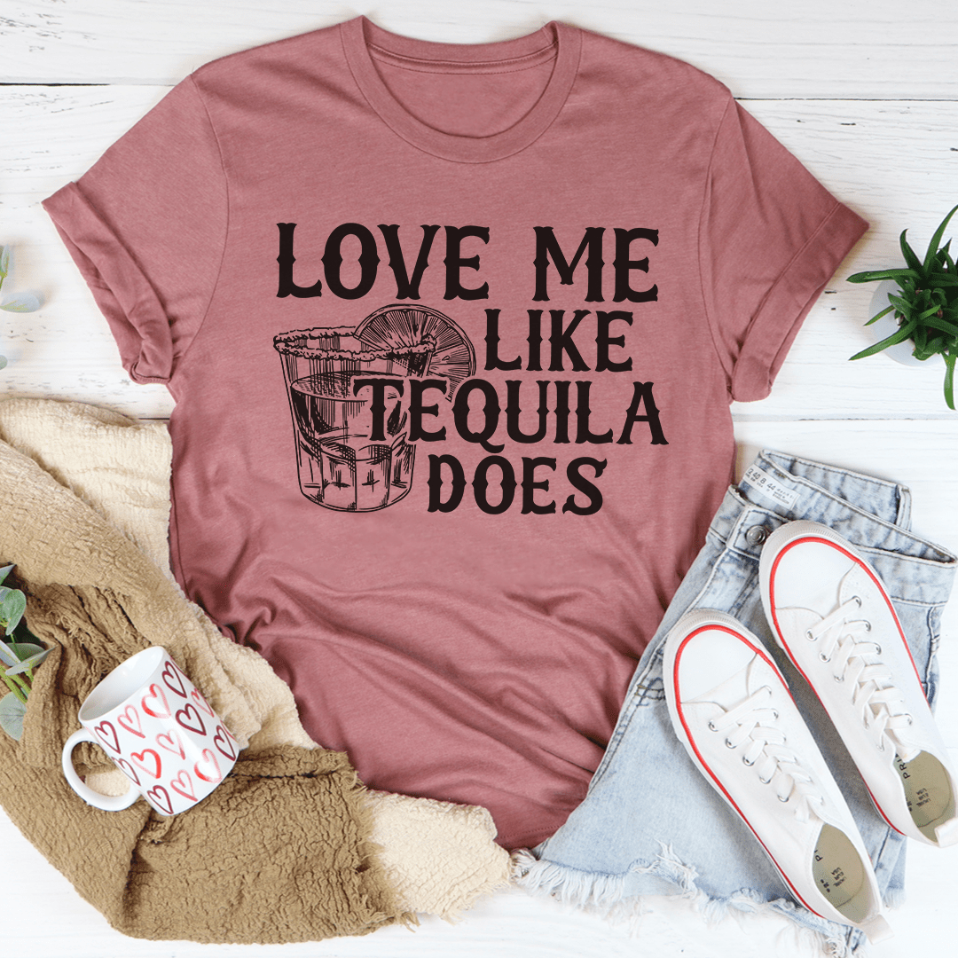 Mauve crewneck T-shirt with a black tequila slogan print on chest