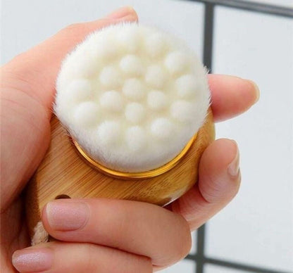 Bath essentials set round brush head with white bristles on wood handle