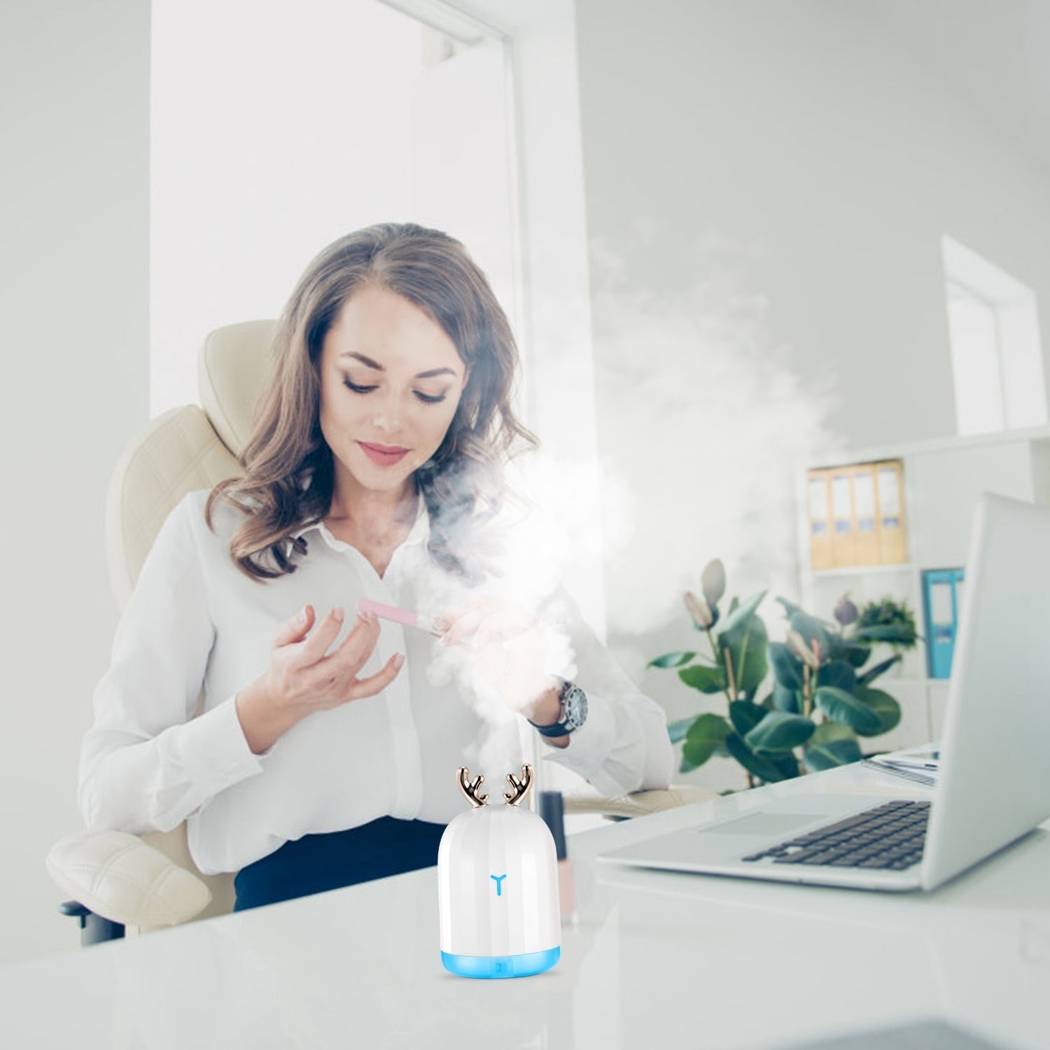 Deer antler cool mist humidifier with mist cloud and blue LED glow