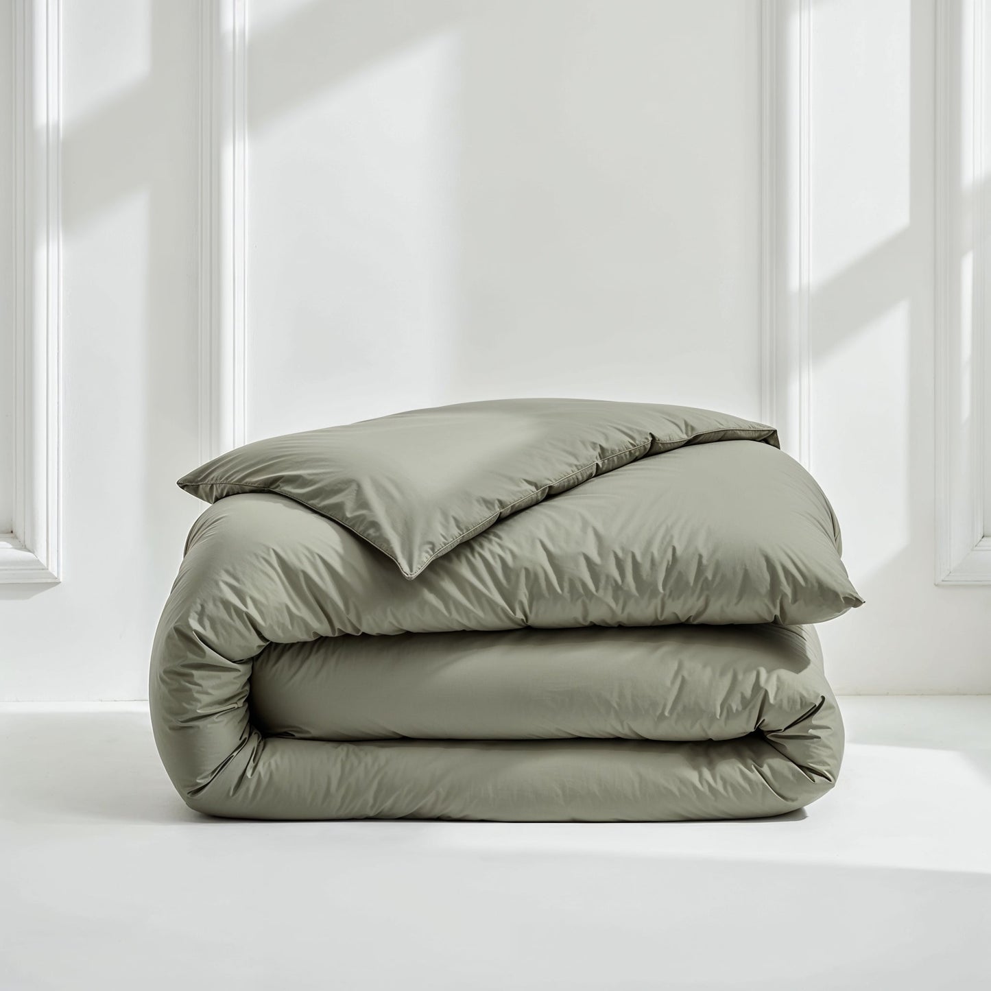 Sateen duvet cover, moss green with a smooth satin-like finish