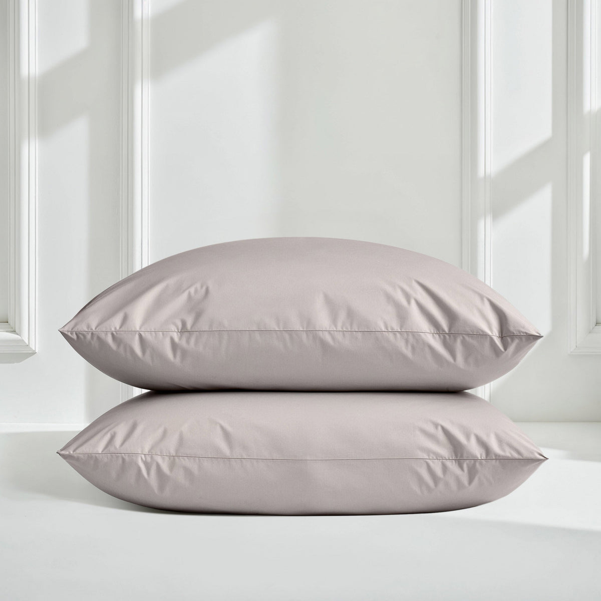 Luxe sateen pillowcase set, light lavender with smooth envelope closure style
