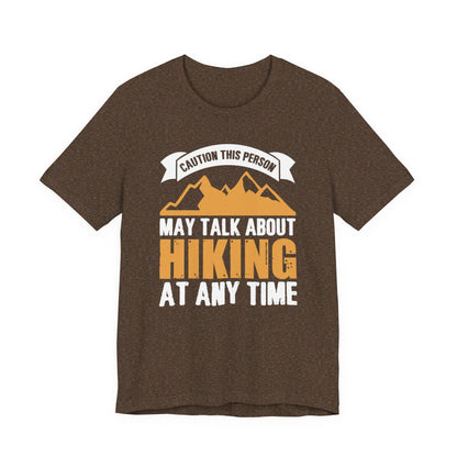 Brown hiking chat T-shirt with mountain graphic and slogan print