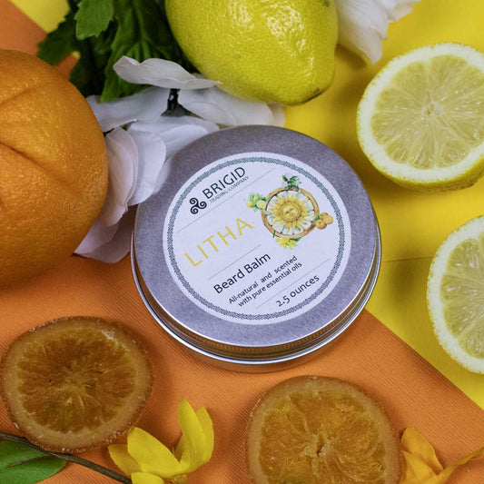 Beard balm tin with Litha label, silver-gray round lid