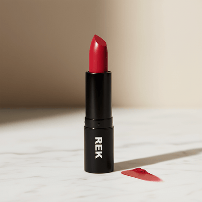 Long-Wear Hydrating Matte Lipstick – Vegan