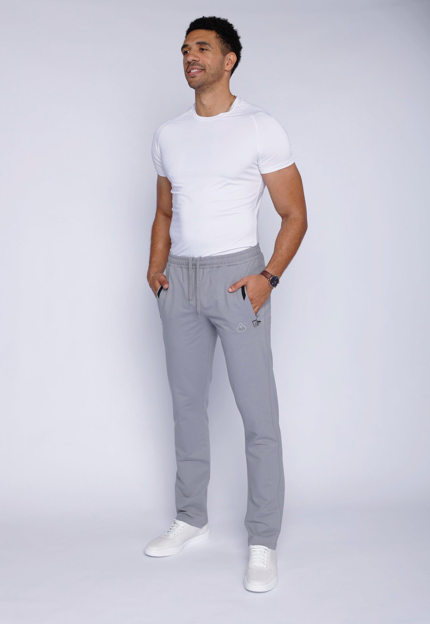 Men’s athletic straight sweatpants in light gray heather, elastic waistband, side pockets