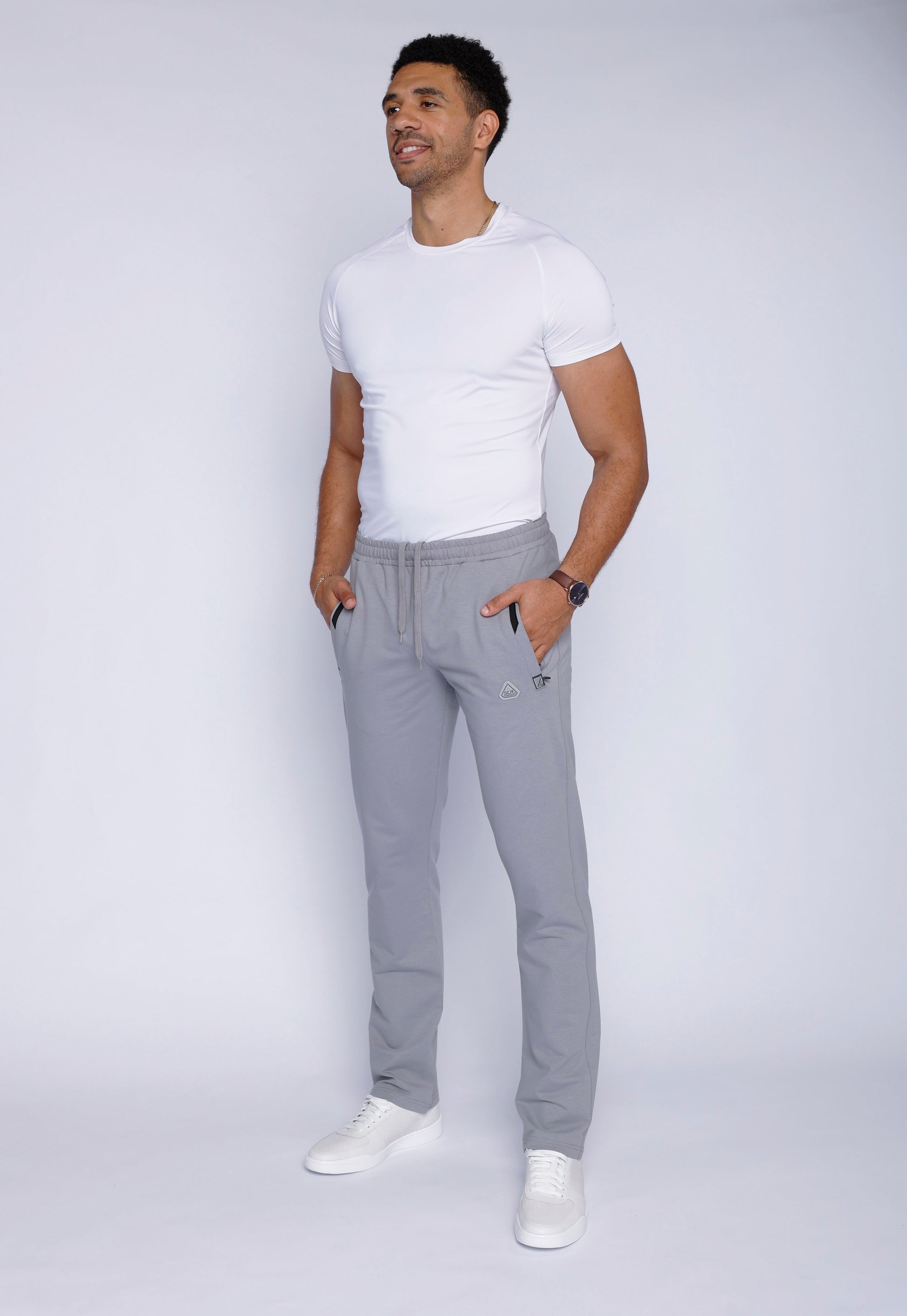 Men’s athletic straight sweatpants in light gray heather, elastic waistband, side pockets